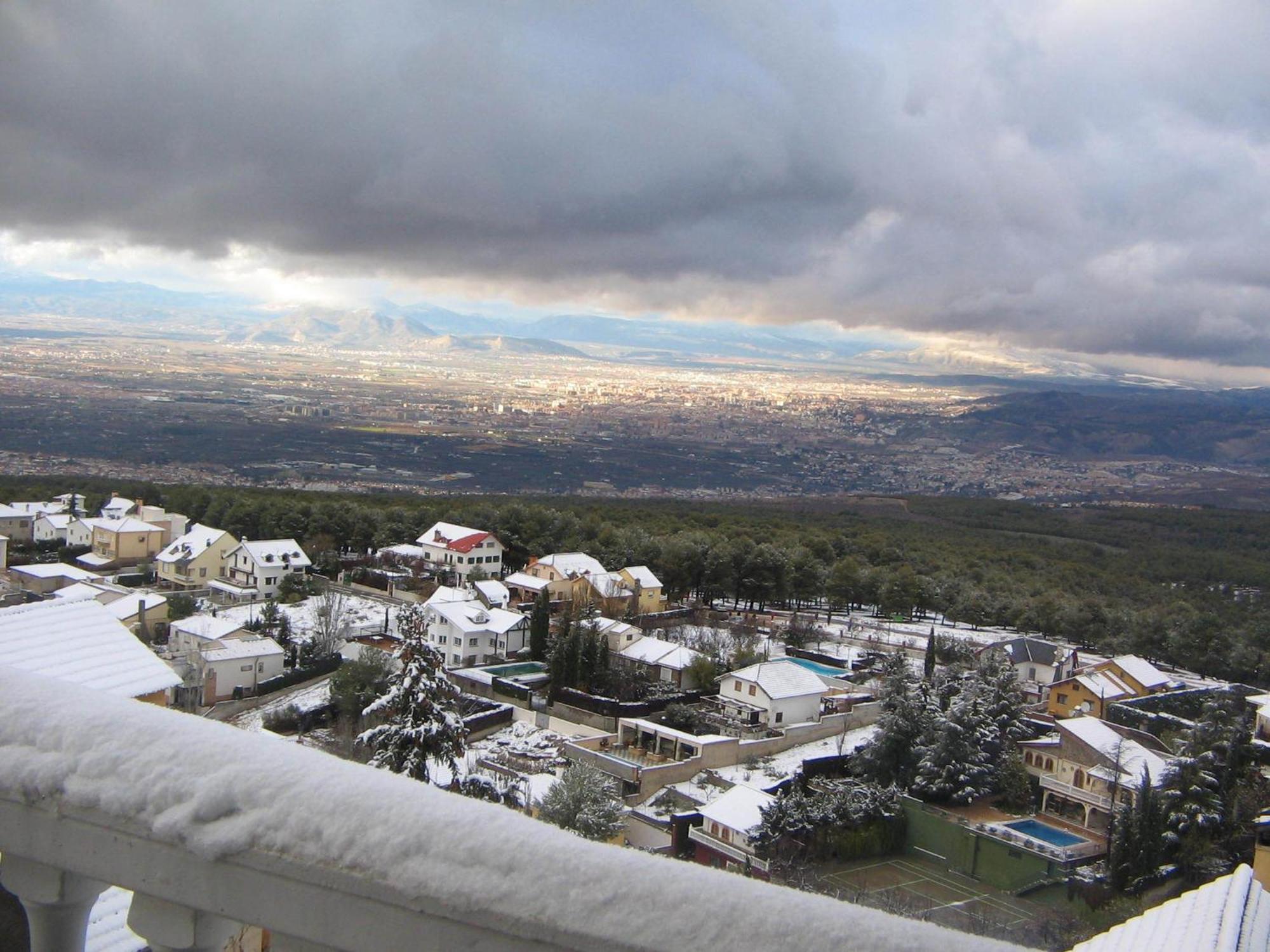 Hotel El Balcon De Las Nieves La Zubia Kültér fotó