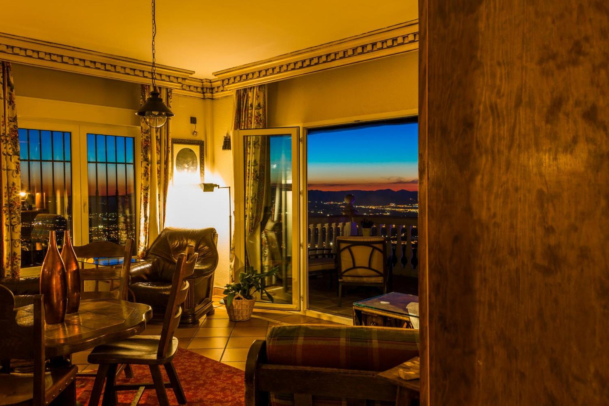 Hotel El Balcon De Las Nieves La Zubia Kültér fotó